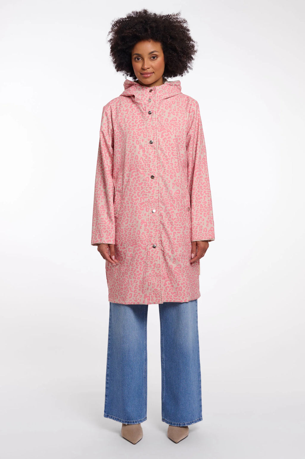 parka reversible beige y estampado de leopardo rosa Rino&pelle en cotton grey piedras blancas
