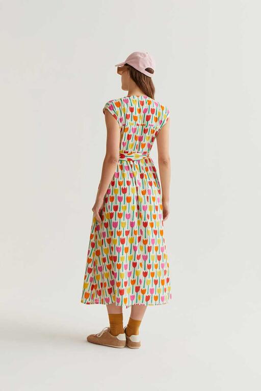 Vista trasera Vestido midi estampado de tulipanes multicolor con cinturón de Compañía Fantástica en Cotton Grey vista frontal
