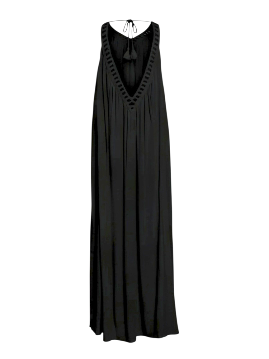 Vestido Carrie largo de tejido fluido en color negro visto de espalda