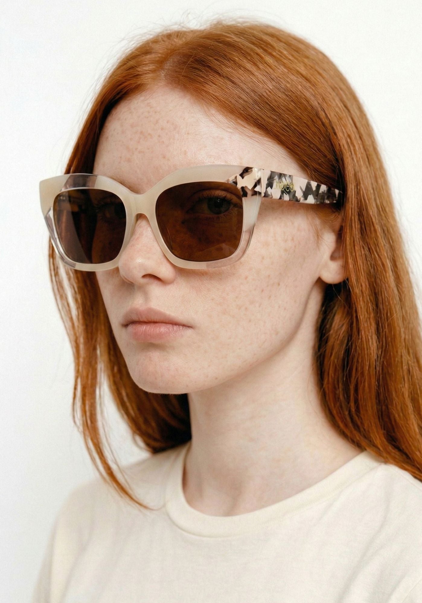 Nueva coleccion de accesorios gafas de sol en cotton grey