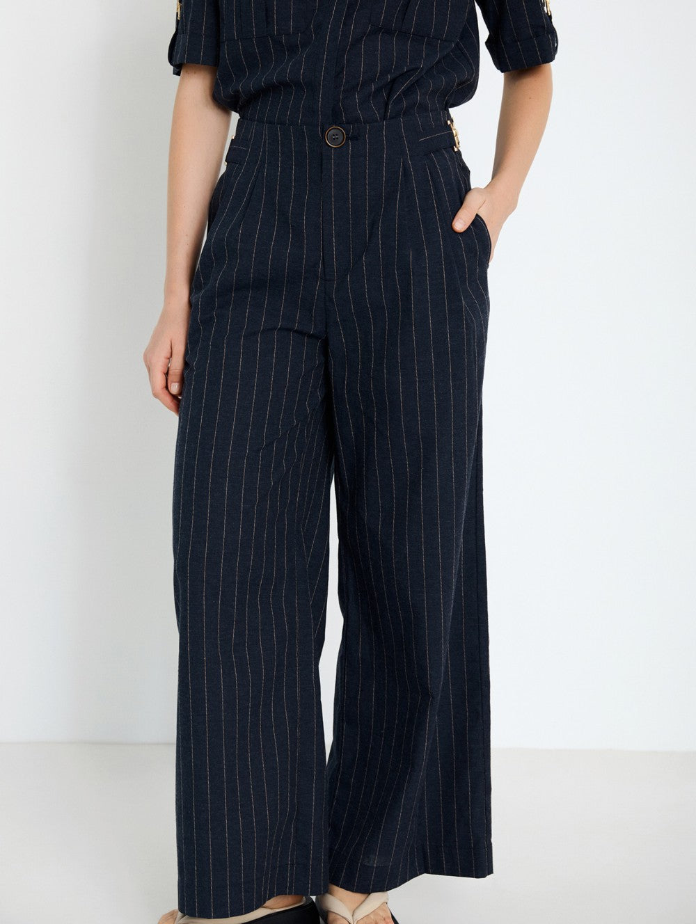 Pantalón raya Diplomatic