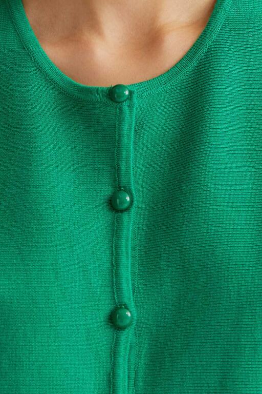 Detalle botones delanteros Top chaleco de tejido punto de color verde compañia fantastica en cotton grey