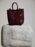Bolso tote granate efecto cesta con bandolera y  en cotton grey
