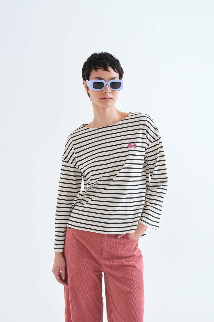 Camiseta de rayas negras y blancas de mujer con manga larga y zorro rosa bordado en el pecho