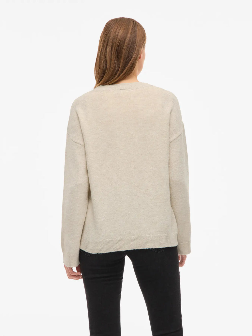 detalle trasero jersey confortable beige vila 