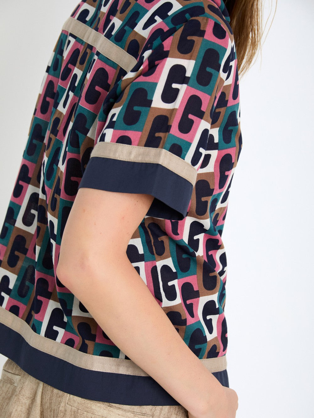 camisa Skatie estampado gráfico retro con botones