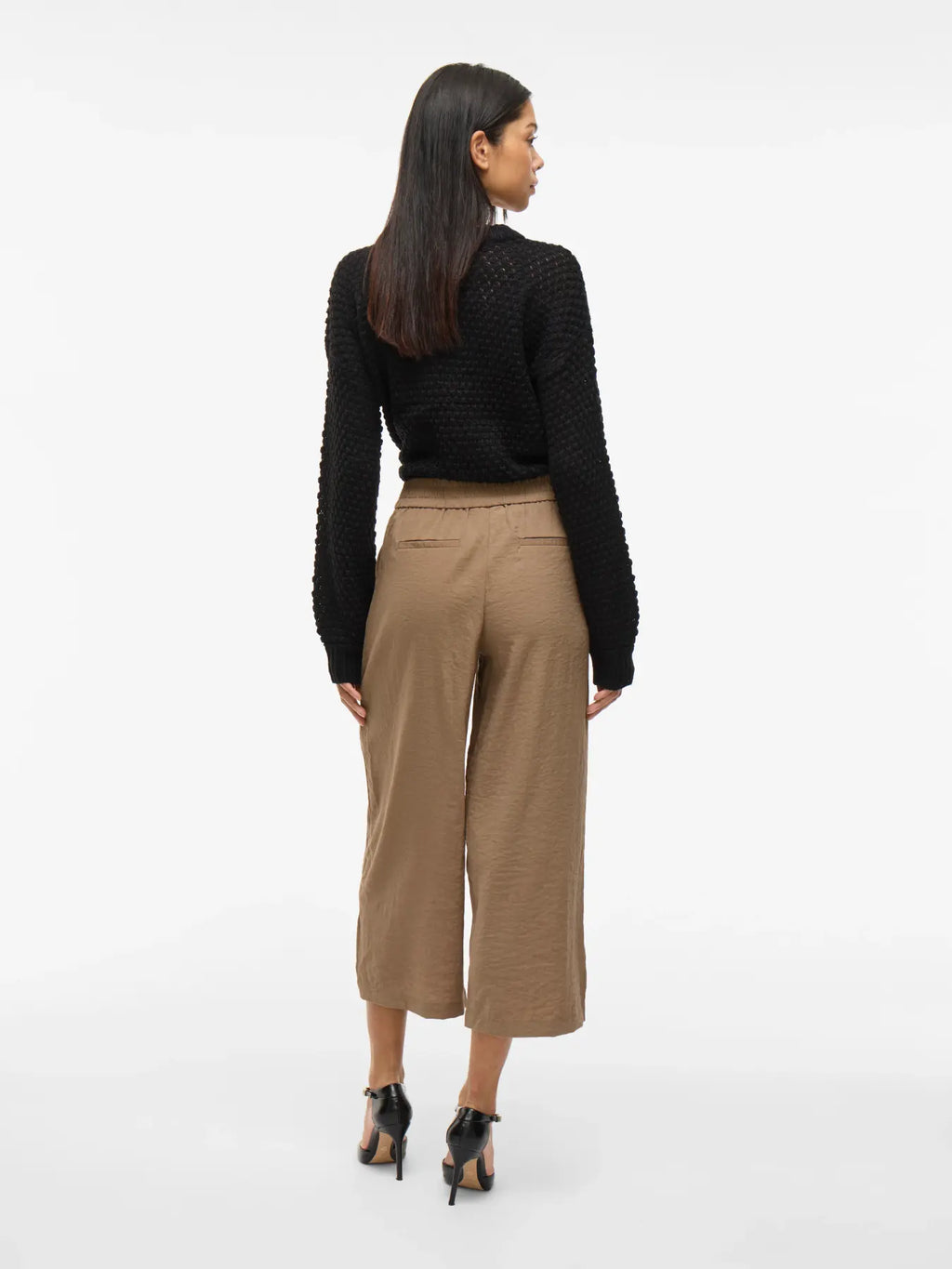 pantalón culotte mujer, pantalón fluido camel, pantalón midi elegante, pantalón tiro alto mujer, pantalón ancho Vila, pantalón verano mujer, pantalón cómodo vestir en tienda cotton grey en piedras blancas