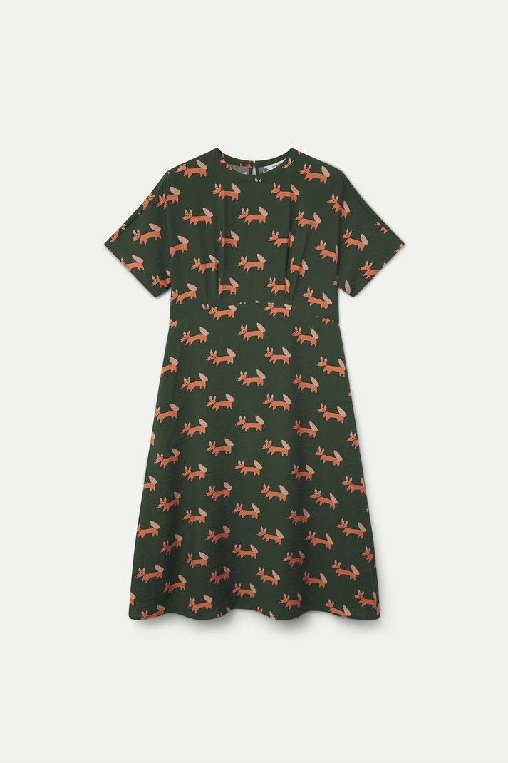 Vestido midi de tejido crepé con estampado de zorros y corte fluido