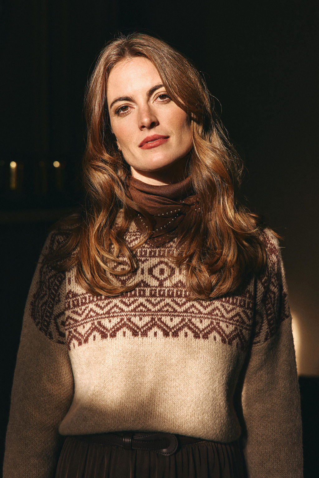 Jersey de punto jacquard beige y marrón para mujer con motivos geométricos | Lola Espeleta