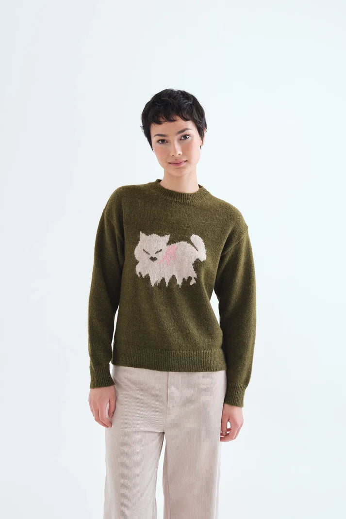 Jersey de punto con estampado de gato combinado en look de mujer