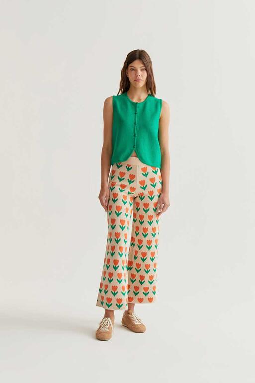 look completo top chaleco verde jade compañia fantastica