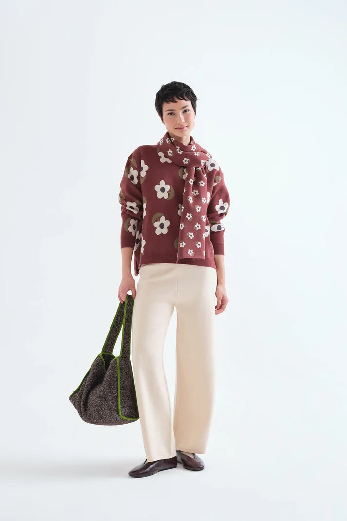 Jersey Santini de punto floral con hombros ligeramente caídos