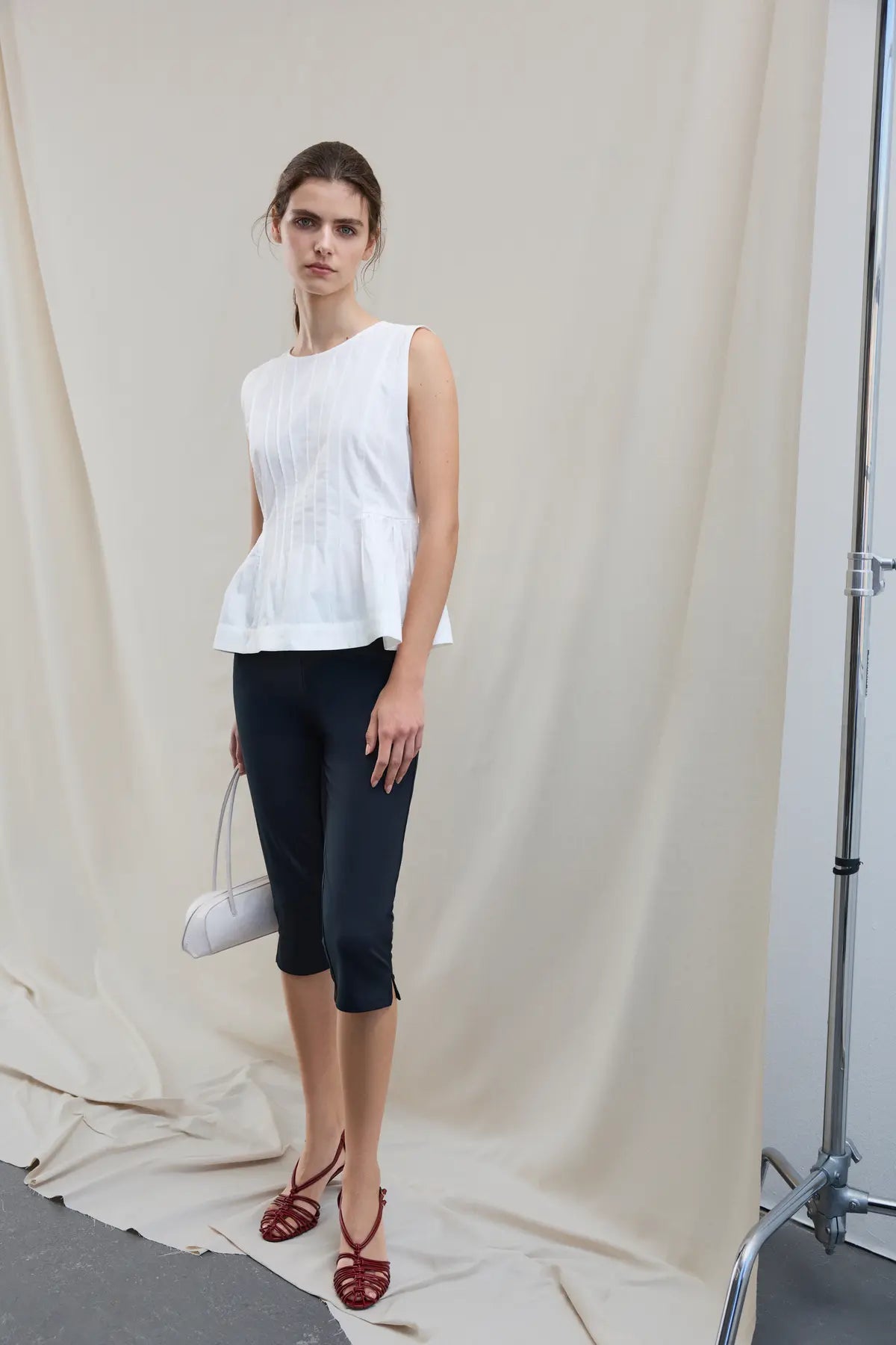 look top blanco vila sin mangas mujer elegante Cotton Grey tienda moda Piedras Blancas Asturias