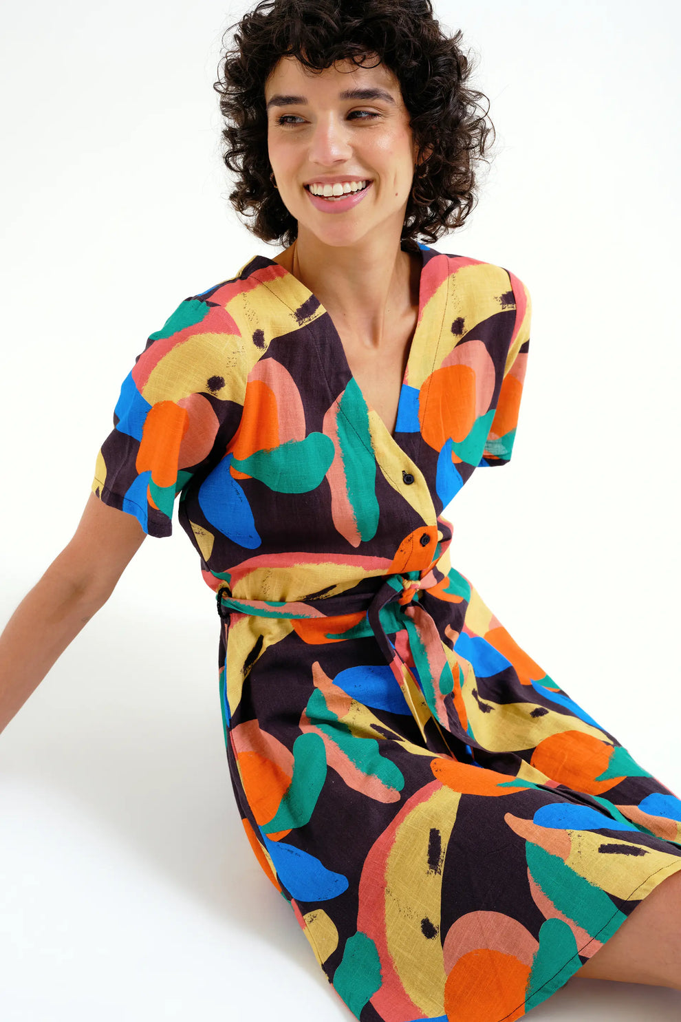 Vestido corto estampado frutal multicolor mujer frontal