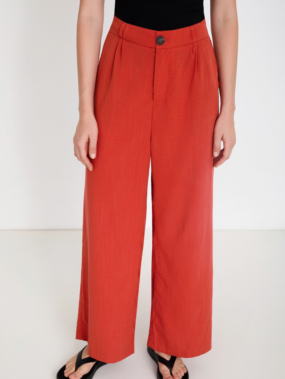 pantalón mujer amplio color rojo terracota Skatie