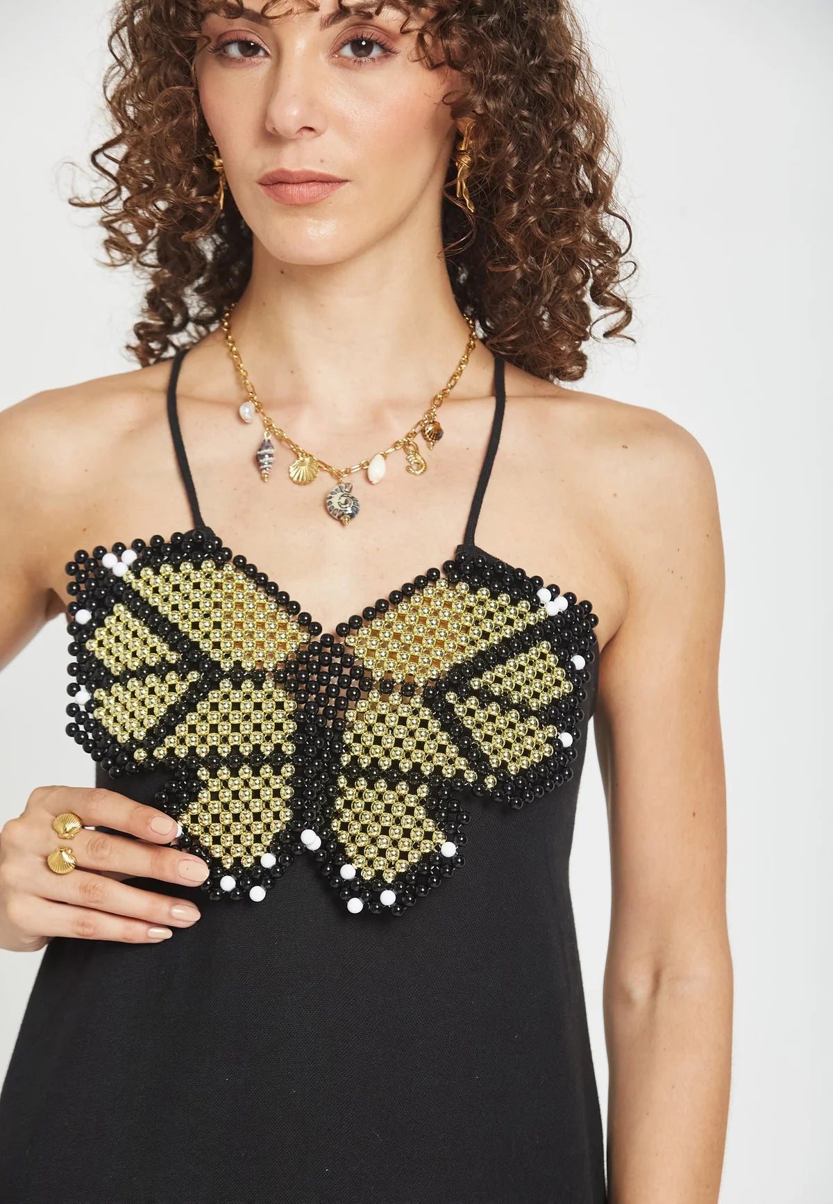 detalle escote vestido mariposa be sunset