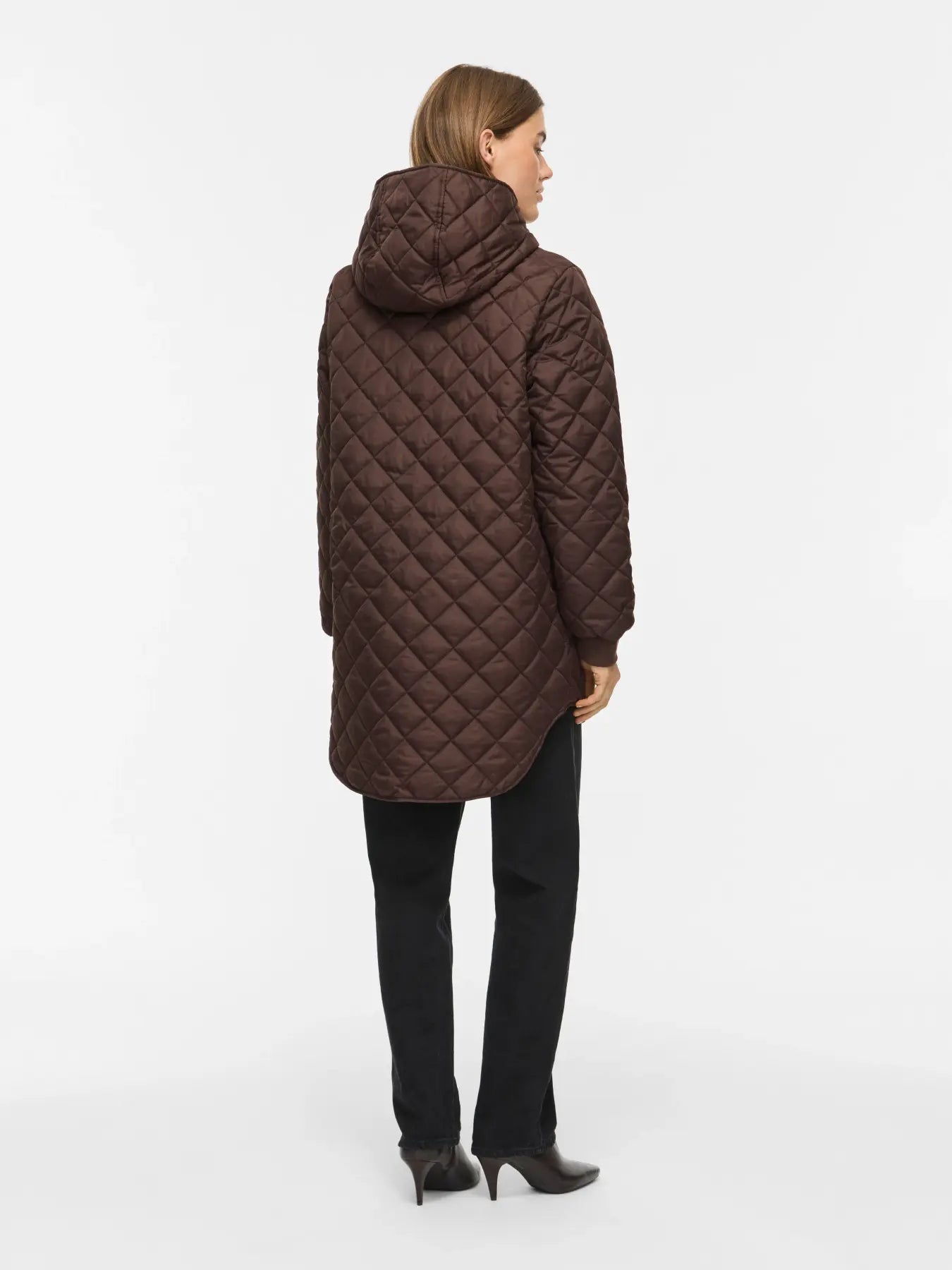 Plumas Greta acolchado romboidal  largo con capucha para mujer