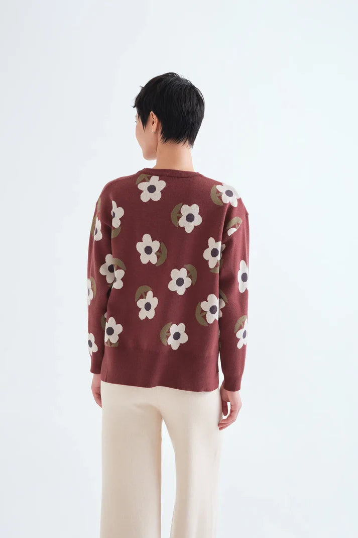 Jersey de punto jacquard floral de Compañía Fantástica visto por detrás